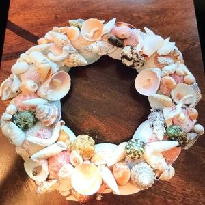 Handcrafted shell wreath 10 x 10